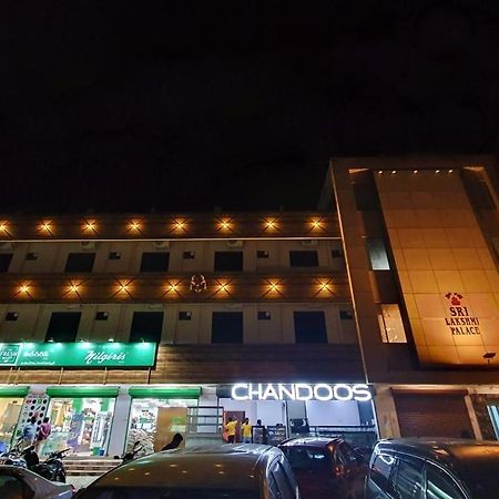 Sri Lakshmi Palace A/C Hotel Suluru Екстериор снимка